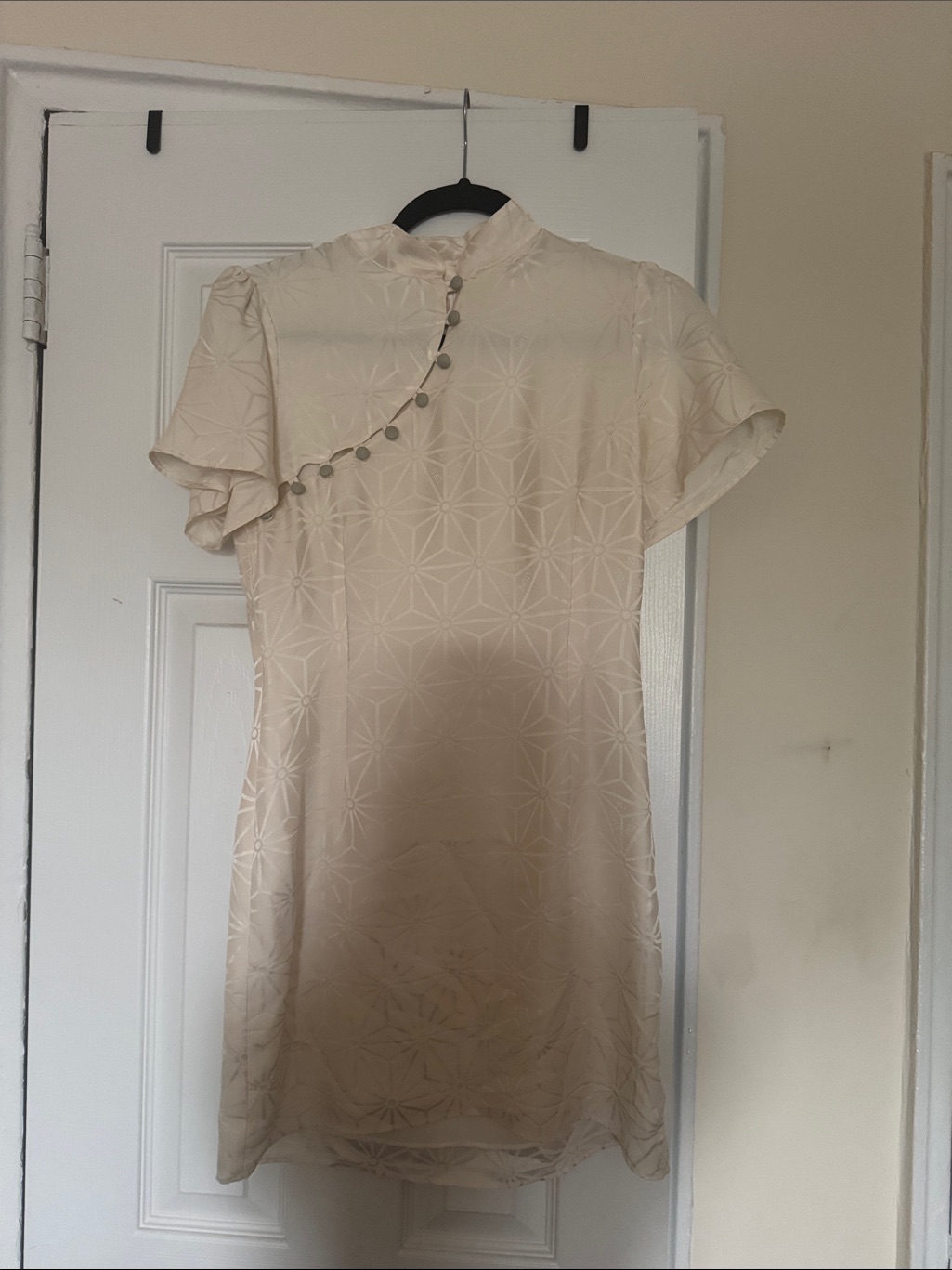Stone Cold Fox Lure Dress In White